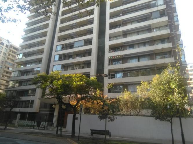 Dublé Almeyda a pasos metro Monseñor Eyzaguirre, Ñuñoa