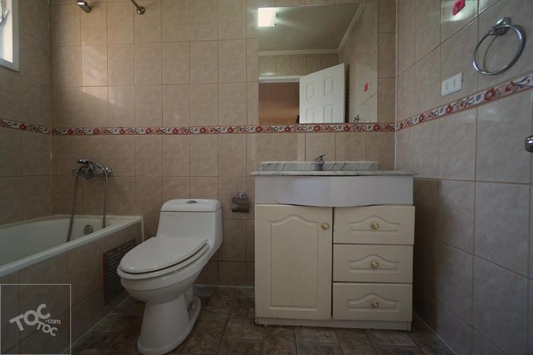 LOS ANDES - ARRIENDO CASA 3D 2B SAN VICENTE CALLE LARGA