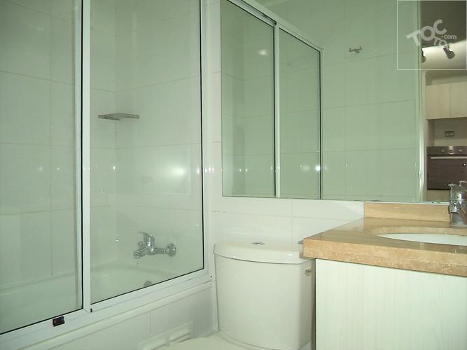 ARRIENDO METRO SANTA LUCIA / SANTA ROSA / TARAPACA