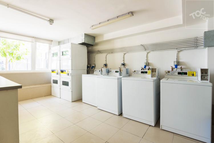ARRIENDO METRO SANTA LUCIA / SANTA ROSA / TARAPACA