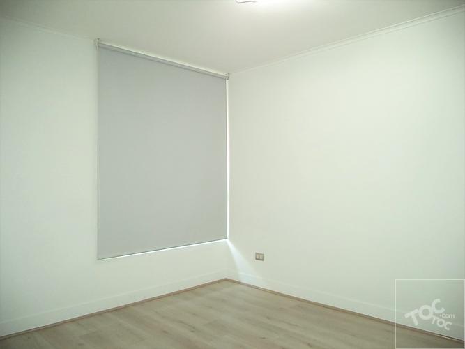 ARRIENDO METRO SANTA LUCIA / SANTA ROSA / TARAPACA