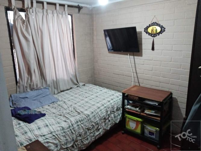 Maipú Diego Barros Ortiz – Universidad Católica, casa 3D-1B, dos estacionamientos. Se Vende
