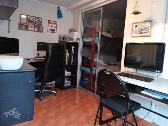 Maipú Diego Barros Ortiz – Universidad Católica, casa 3D-1B, dos estacionamientos. Se Vende