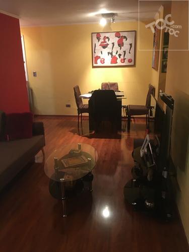ARRIENDO DEPTO. 2D 2B 1b CALLE LOS ESPINOS CASI ESQUINA AV. MACUL, COMUNA DE MACUL