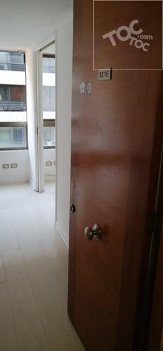 ARRIENDO DEPARTAMENTO DE 1D 1B A DOS CUADRAS DEL METRO ESTACIÓN SANTA ANA SALIDA SAN MARTÍN EN SANTIAGO CENTRO