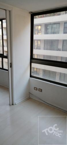 ARRIENDO DEPARTAMENTO DE 1D 1B A DOS CUADRAS DEL METRO ESTACIÓN SANTA ANA SALIDA SAN MARTÍN EN SANTIAGO CENTRO