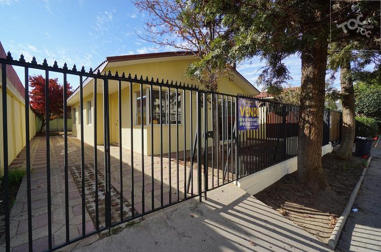 SAN FELIPE - VENDE CASA 3D 2B SECTOR MIRAFLORES