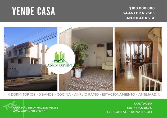 CASA CÉNTRICA 4D, 3B, 2E, ANTEJARDÍN Y PATIO