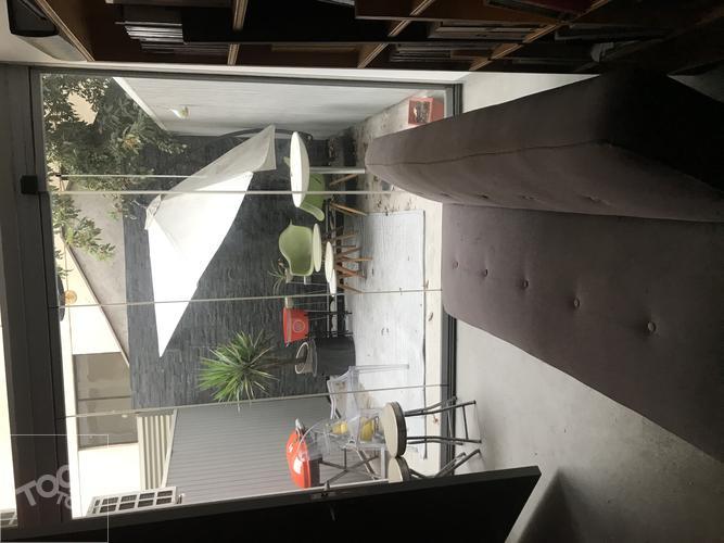 Holanda 935, Providencia
