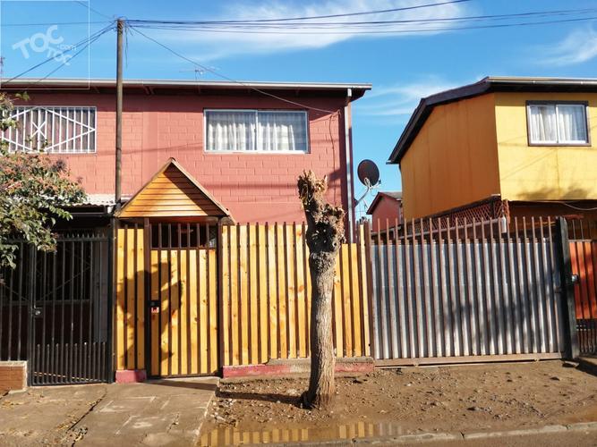 Se vende Casa pasaje colina 670 casa, Puente Alto