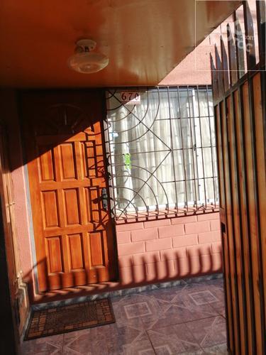 Se vende Casa pasaje colina 670 casa, Puente Alto