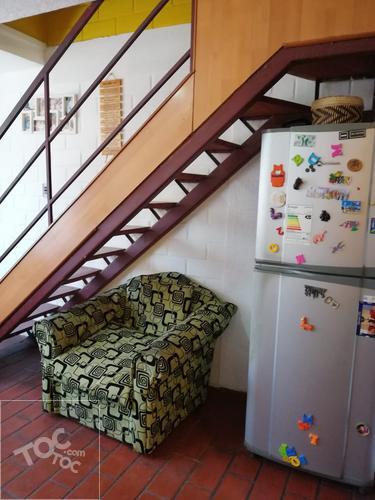 Se vende Casa pasaje colina 670 casa, Puente Alto