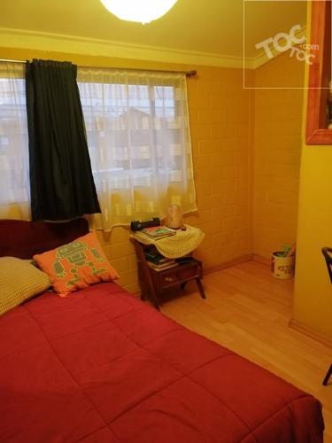 Se vende Casa pasaje colina 670 casa, Puente Alto
