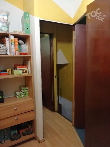 Se vende Casa pasaje colina 670 casa, Puente Alto