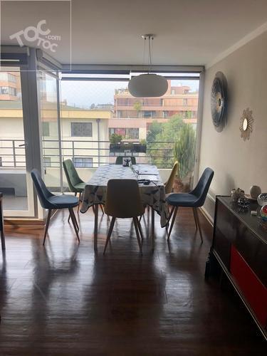 Magnífico y nuevo depto. 3 dormitorios más servicios, 4 baños, estacionamiento y bodega.