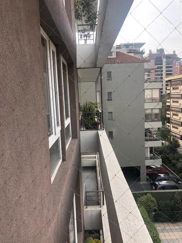 Magnífico y nuevo depto. 3 dormitorios más servicios, 4 baños, estacionamiento y bodega.