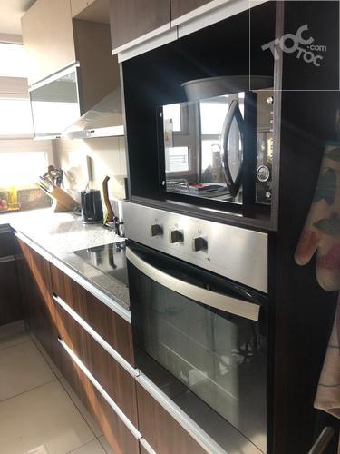 Magnífico y nuevo depto. 3 dormitorios más servicios, 4 baños, estacionamiento y bodega.