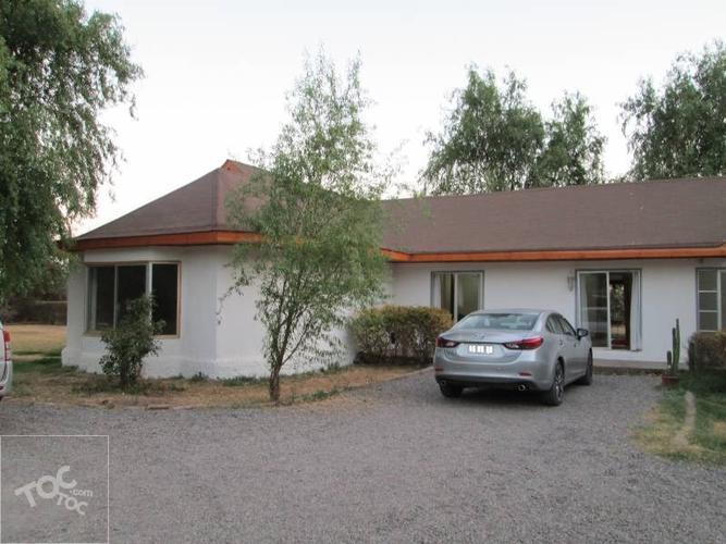 GRAN OPORTUNIDAD HERMOSA Y AMPLIA CASA EN PARCELA