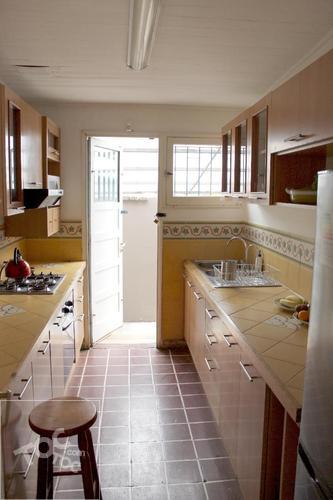Hermosa casa en la Reina con Extenso Terreno