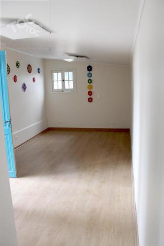 Hermosa casa en la Reina con Extenso Terreno