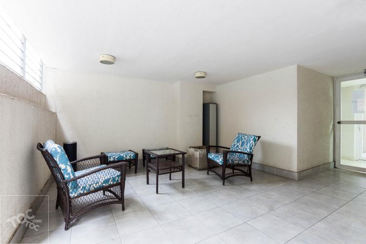 ARRIENDO METRO SANTA LUCIA / SARA DEL CAMPO / CARMEN