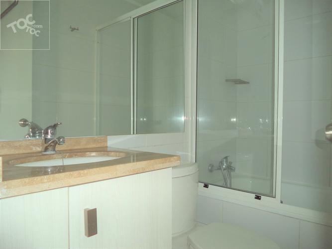 ARRIENDO METRO SANTA LUCIA / SANTA ROSA / TARAPACA