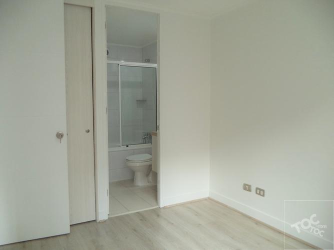 ARRIENDO METRO SANTA LUCIA / SANTA ROSA / TARAPACA