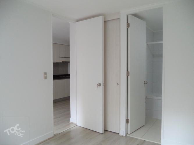 ARRIENDO METRO SANTA LUCIA / SANTA ROSA / TARAPACA