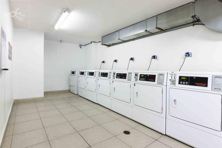 ARRIENDO METRO SANTA LUCIA / CARMEN / MARIN