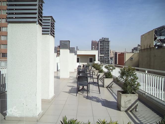 ARRIENDO METRO SANTA LUCIA / CARMEN / MARIN