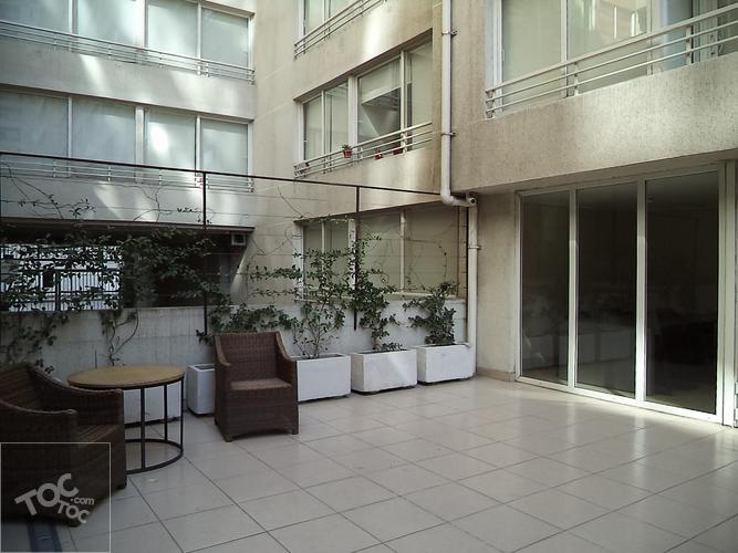 ARRIENDO METRO SANTA LUCIA / CARMEN / MARIN