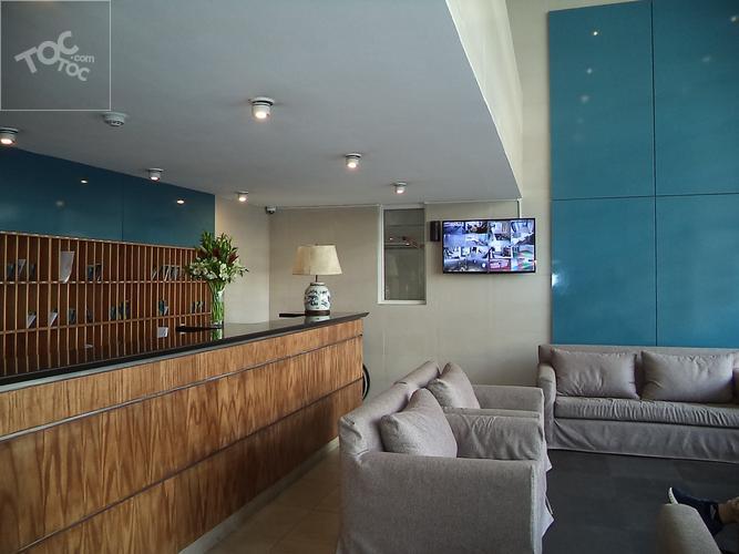 ARRIENDO METRO SANTA LUCIA / CARMEN / MARIN