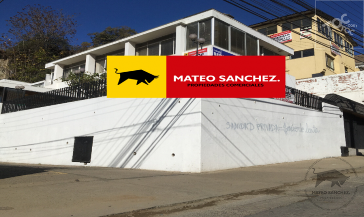 Gran casa en venta ubicado en Calle Traslaviña. Cod 9625