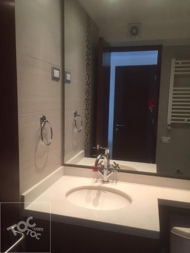 Excelente departamento en Las Verbenas, a pasos de Mall Alto Las Condes.