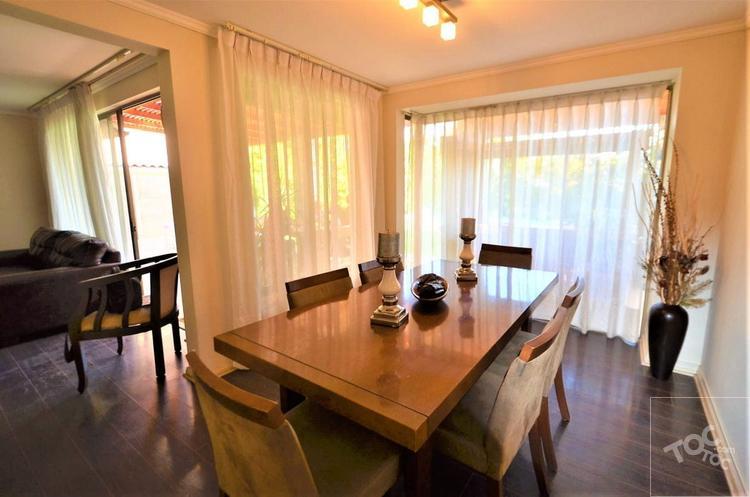 Hermosa casa en Ayres de Chicureo