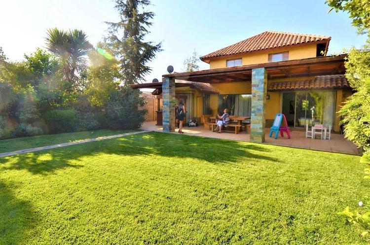 Hermosa casa en Ayres de Chicureo