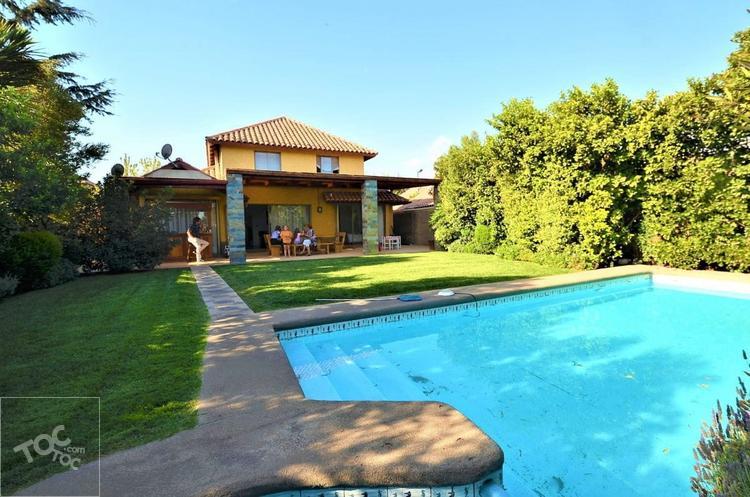 Hermosa casa en Ayres de Chicureo