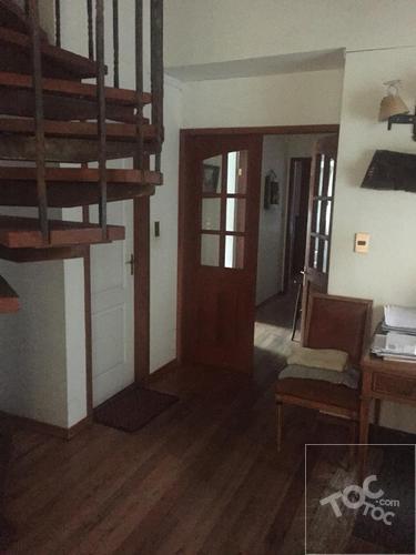 Casa 250 m2, 7 dormitorios, terreno 3.000 m2, Villarrica