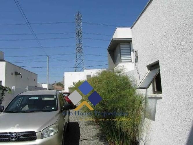 Excelente Casa Mediterránea en Condominio Jardín Oriente Alto el Manzano Til-Til.