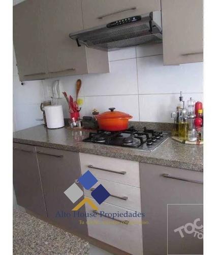Excelente Casa Mediterránea en Condominio Jardín Oriente Alto el Manzano Til-Til.