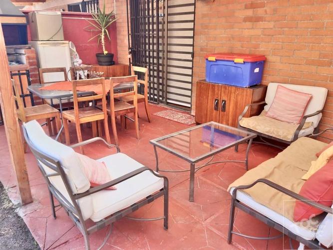 Se vende Casa Jardin Alto 5D 4B