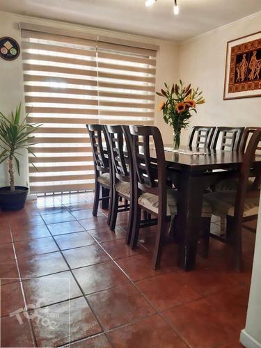 Se vende Casa Jardin Alto 5D 4B
