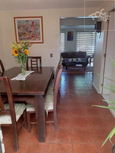Se vende Casa Jardin Alto 5D 4B