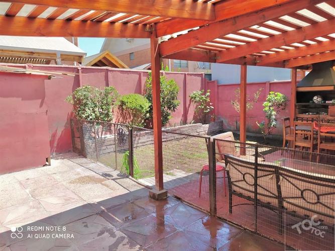 Se vende Casa Jardin Alto 5D 4B