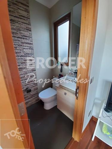 BROKER VENDE CASA LOMAS DE MONTEMAR NUEVA