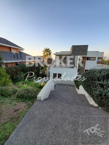 BROKER VENDE CASA LOMAS DE MONTEMAR NUEVA