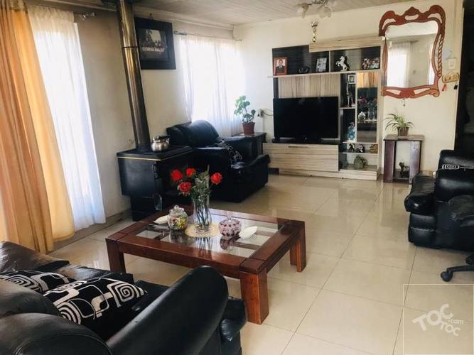 SE VENDE CASA DE DOS PISO EN CHILLAN...!!