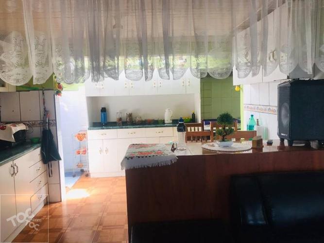 SE VENDE CASA DE DOS PISO EN CHILLAN...!!
