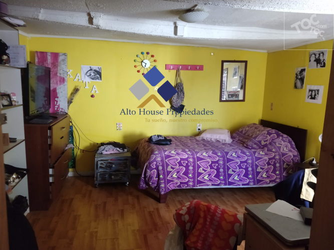 Se Vende Casa en Villa Fundadores, Renca