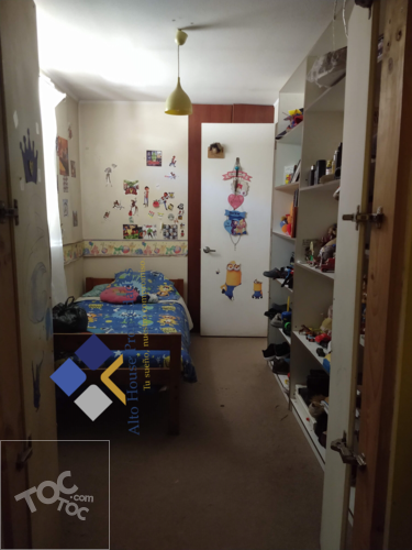 Se Vende Casa en Villa Fundadores, Renca